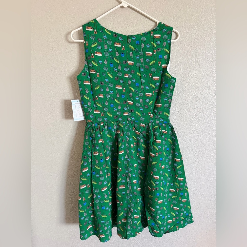 Green Sleeveless Printed Midi Dress - Picture 3 of 8